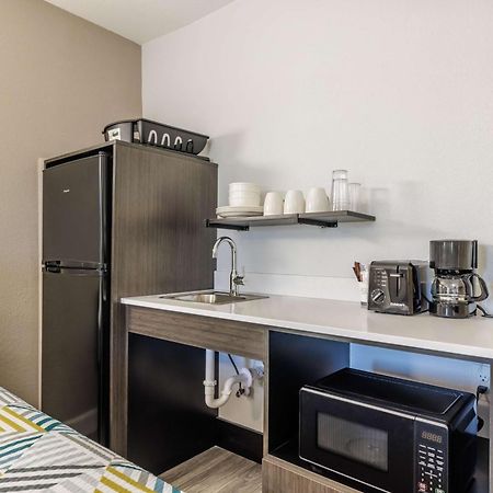 Studio 6 Fort Worth, Tx - Stockyards East Экстерьер фото