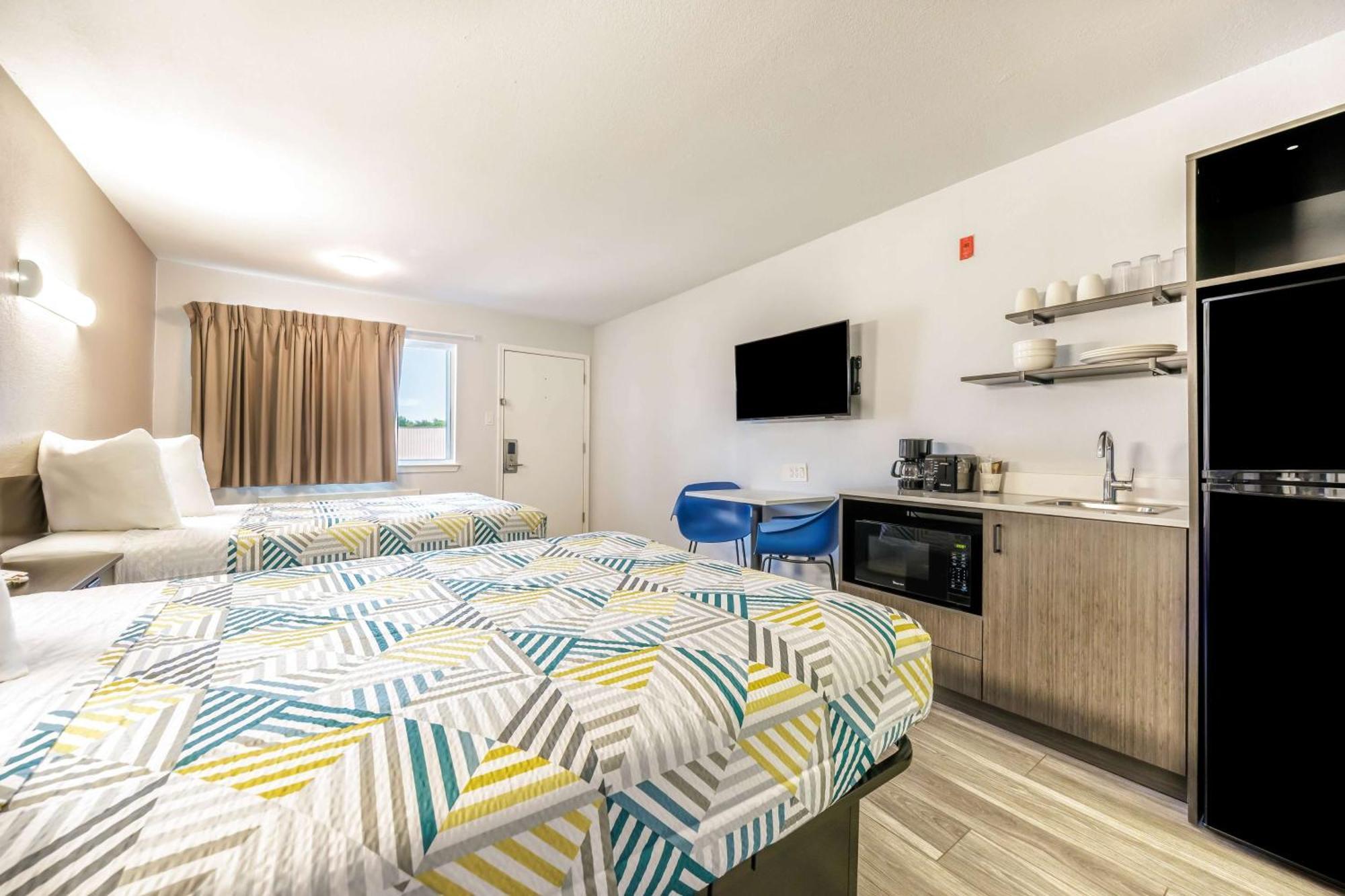 Studio 6 Fort Worth, Tx - Stockyards East Экстерьер фото