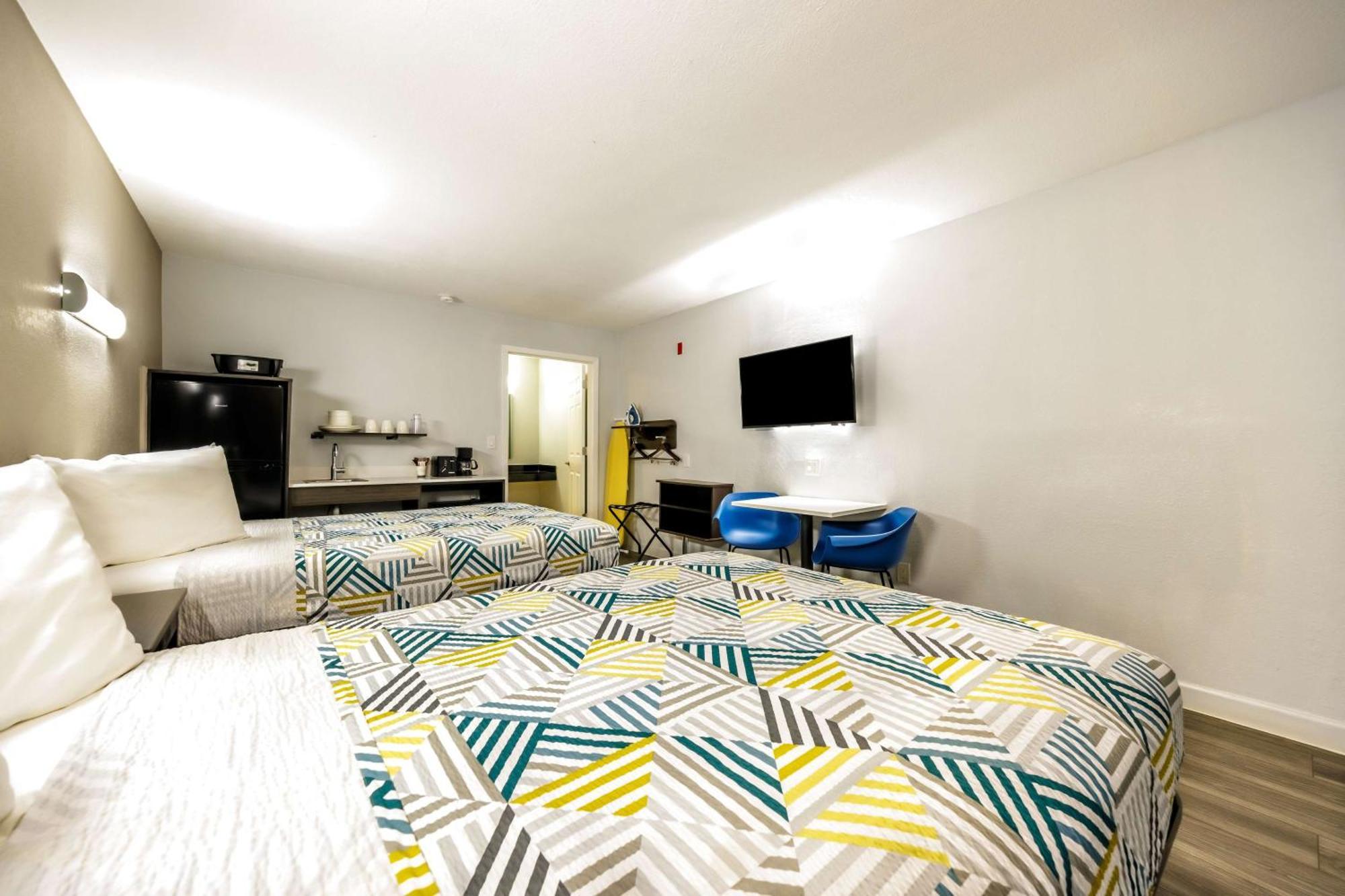 Studio 6 Fort Worth, Tx - Stockyards East Экстерьер фото